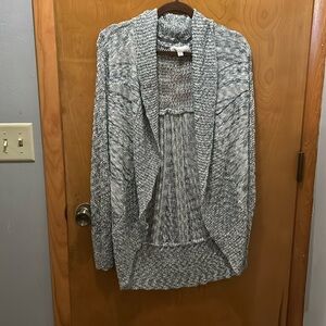 XL Emily Rose black and white cardigan